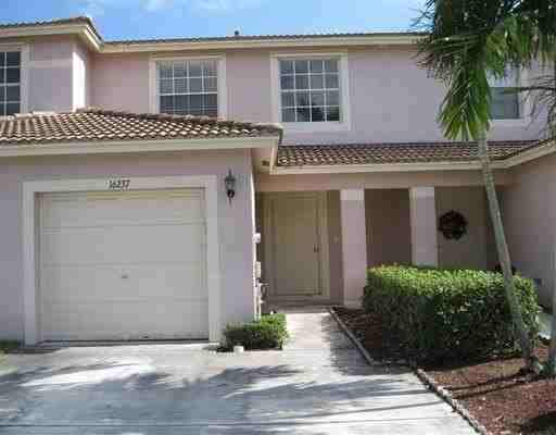 16237 Sierra Palms Dr - Photo 2 of 5
