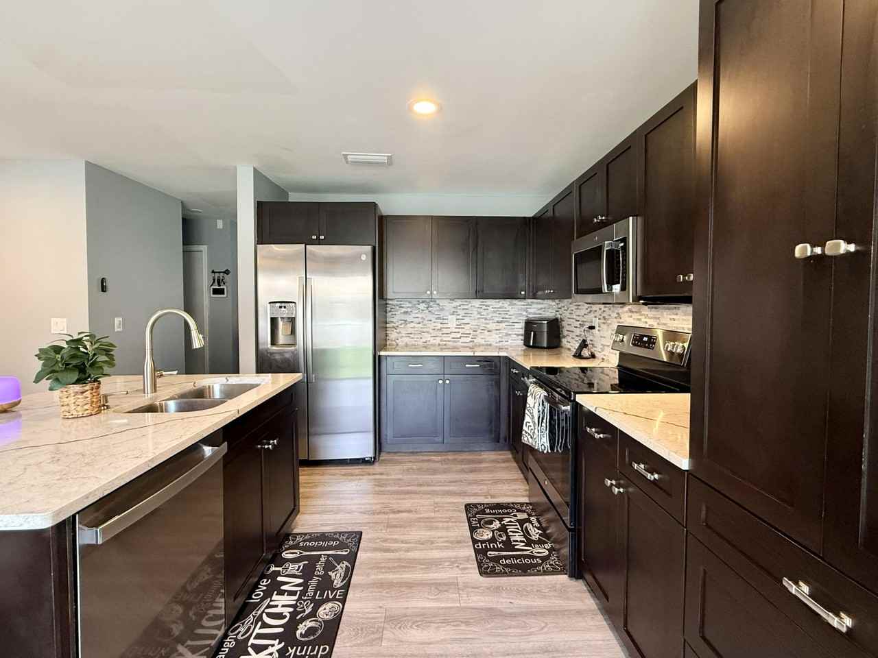 3330 Blue Fin Dr - Photo 3 of 15