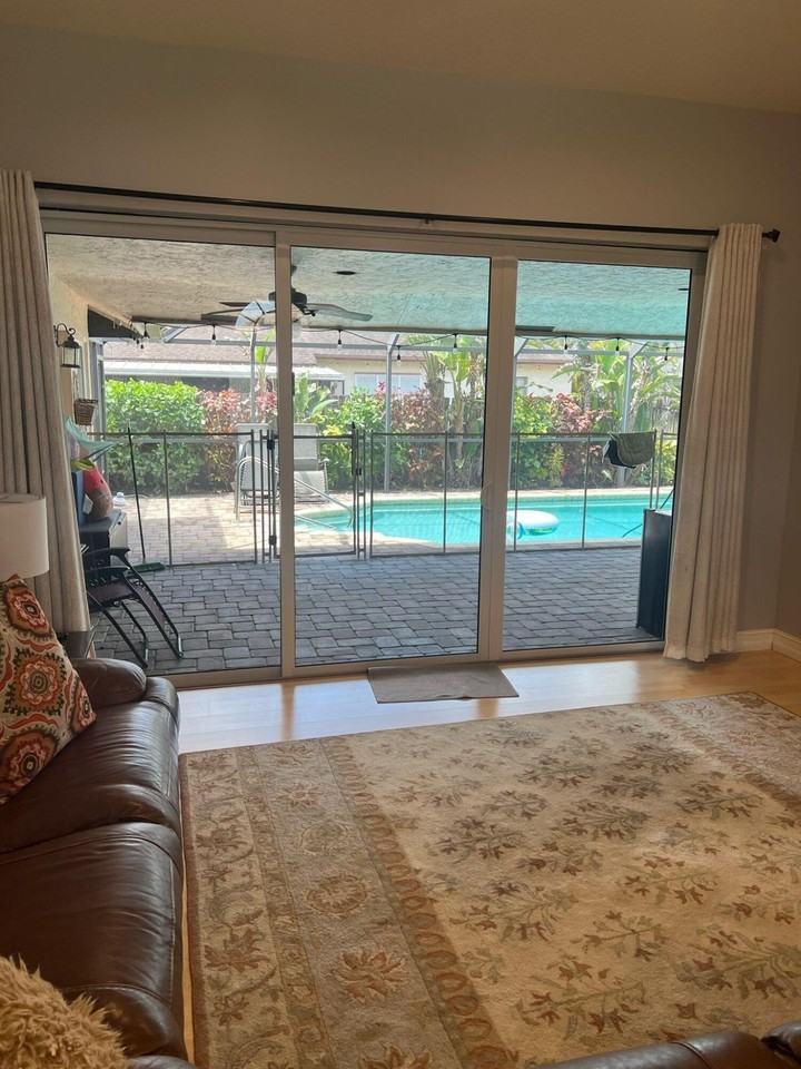 9664 W Lake Ct - Photo 5 of 42