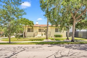 featured image of 606 N Victoria Park Rd