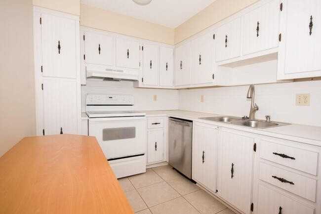 3575 S Ocean Blvd #408 - Photo 6 of 26