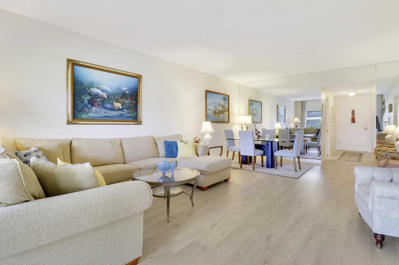 275 Beach Rd - Photo 6 of 31