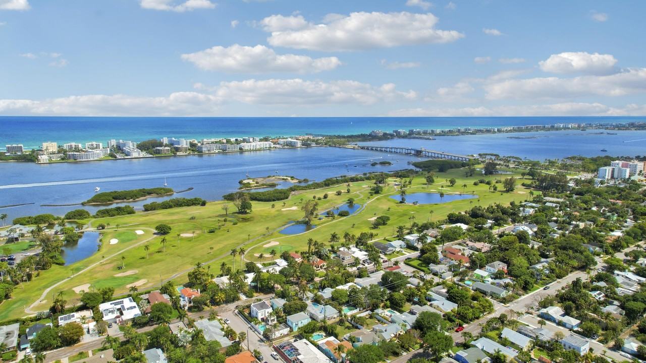 408 N J St - Photo 2 of 6