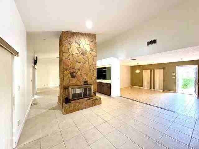 114 Sevilla Ave - Photo 6 of 29