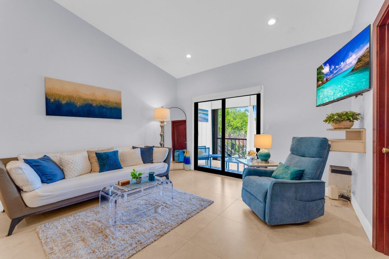50 Se 12th St #2260 - Photo 4 of 26