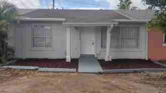 18050 Nw 41st Pl - Photo 1 of 1