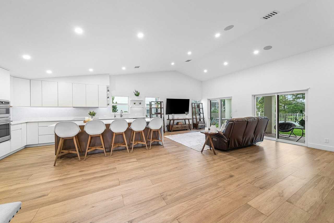 2721 Neaton Ct - Photo 6 of 43