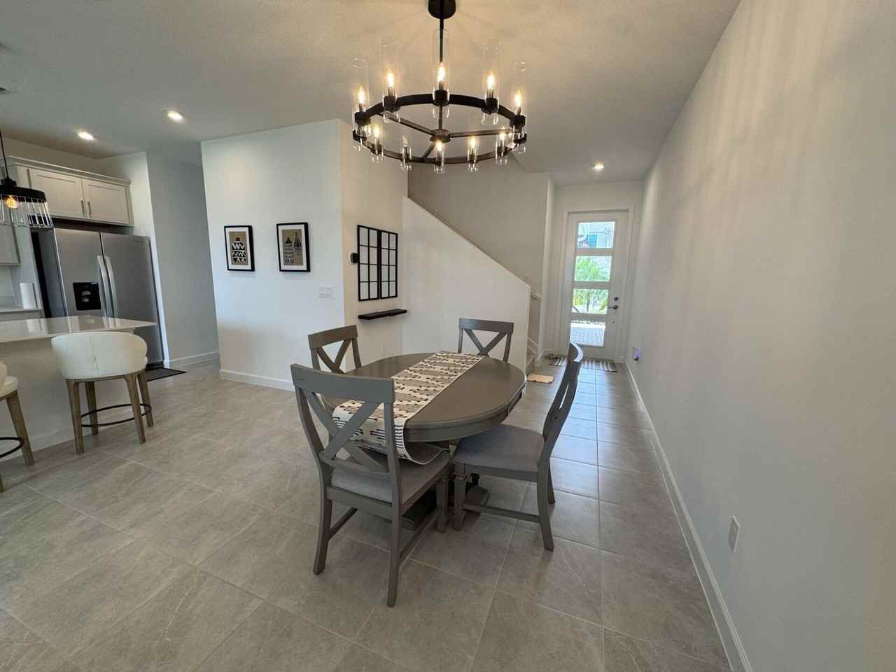 14083 Sw Thorens Dr - Photo 4 of 39