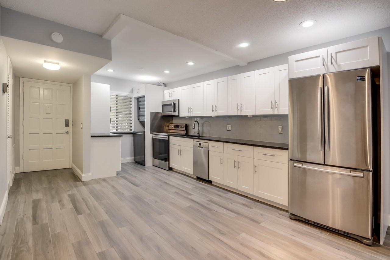 4801 Esedra Ct #201 - Photo 7 of 22