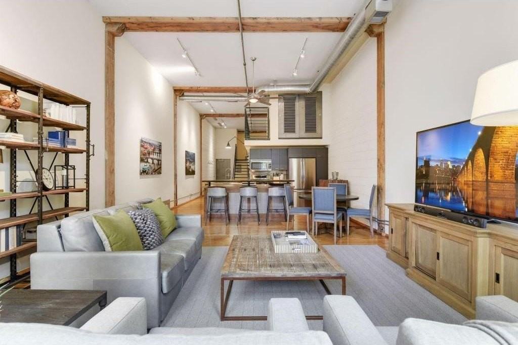 801 Washington Ave N #219