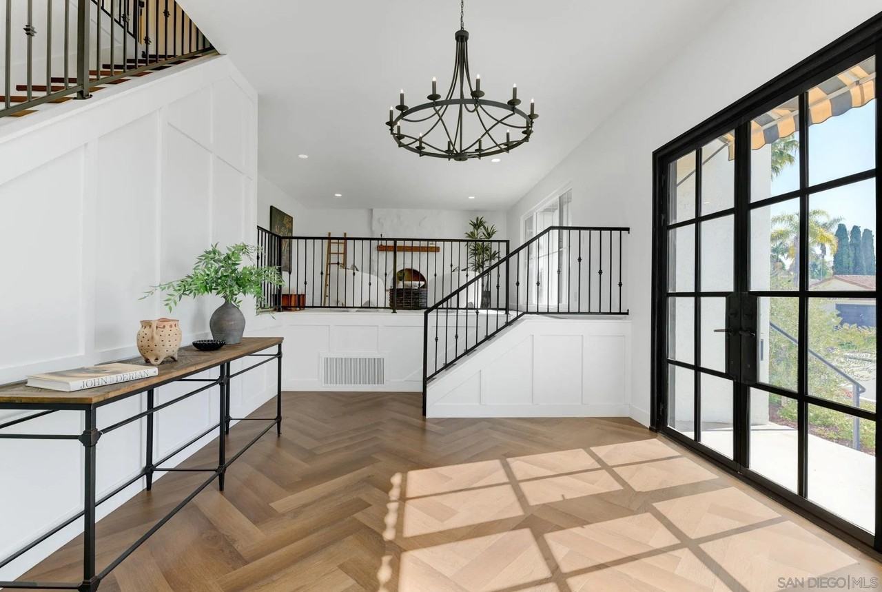 2904 Levante St - Photo 4 of 21