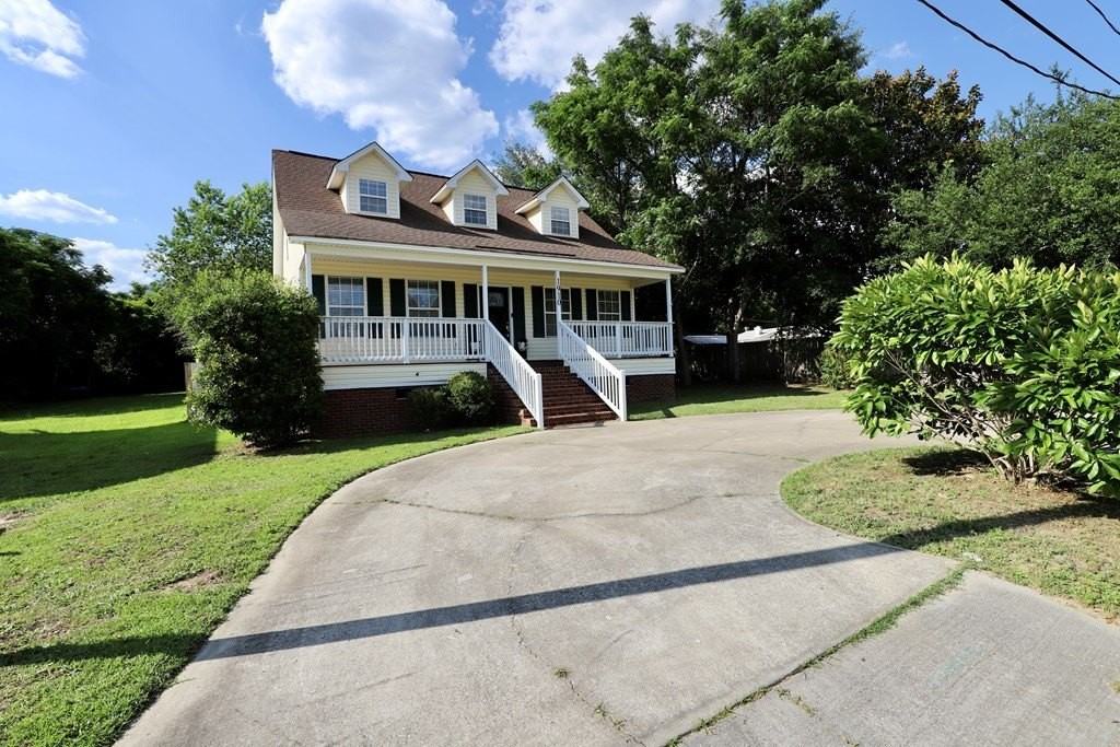 1910 Lybrand St - Photo 2 of 50