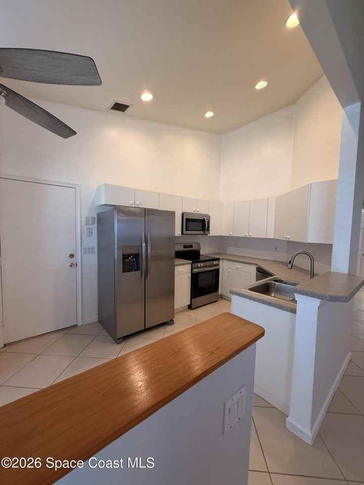 633 Nw Whitfield Way - Photo 6 of 24