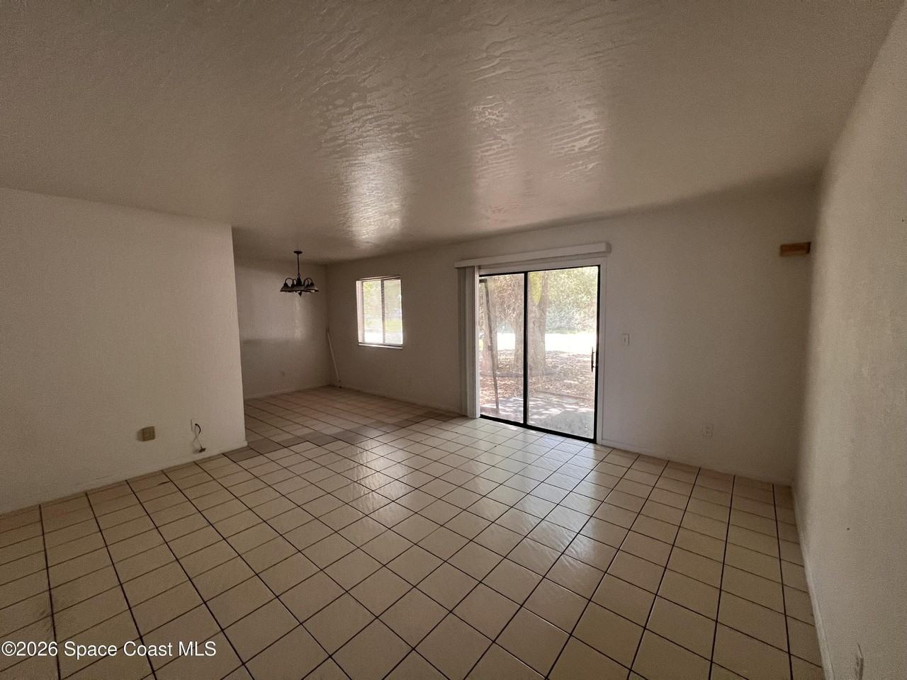 3214 Tree Ridge Ln Ne - Photo 7 of 13