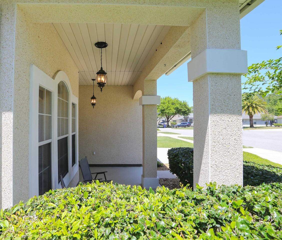 1761 Keswick Rd - Photo 7 of 40