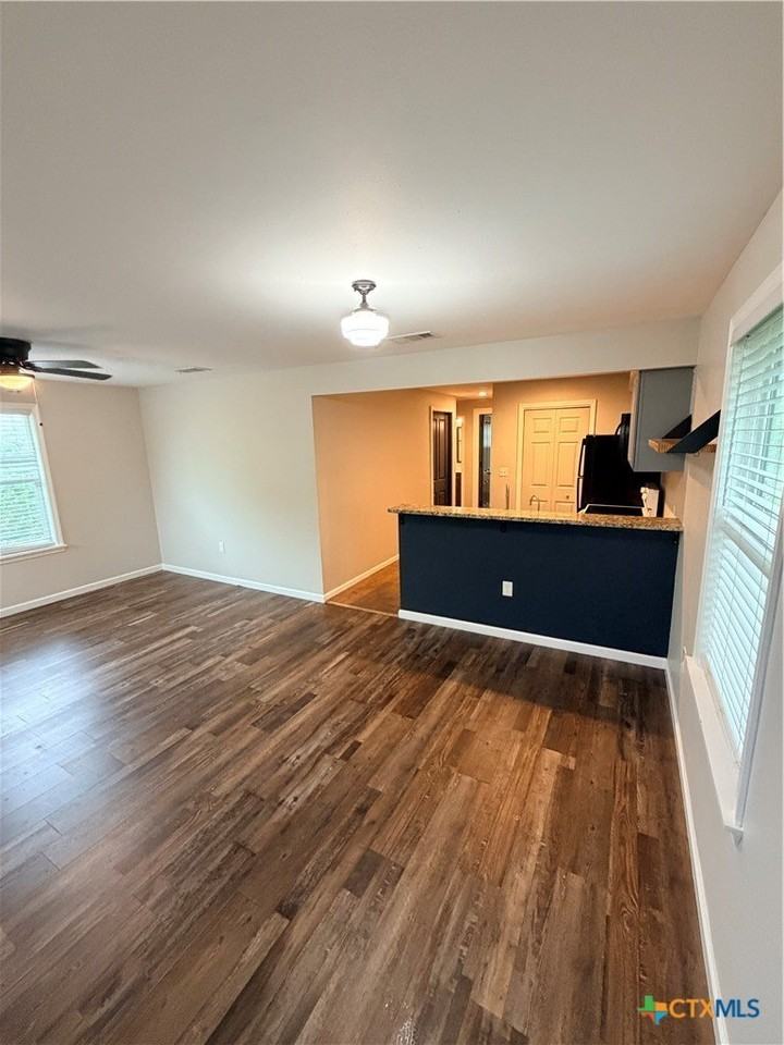 1537 Post Rd #101 - Photo 3 of 13