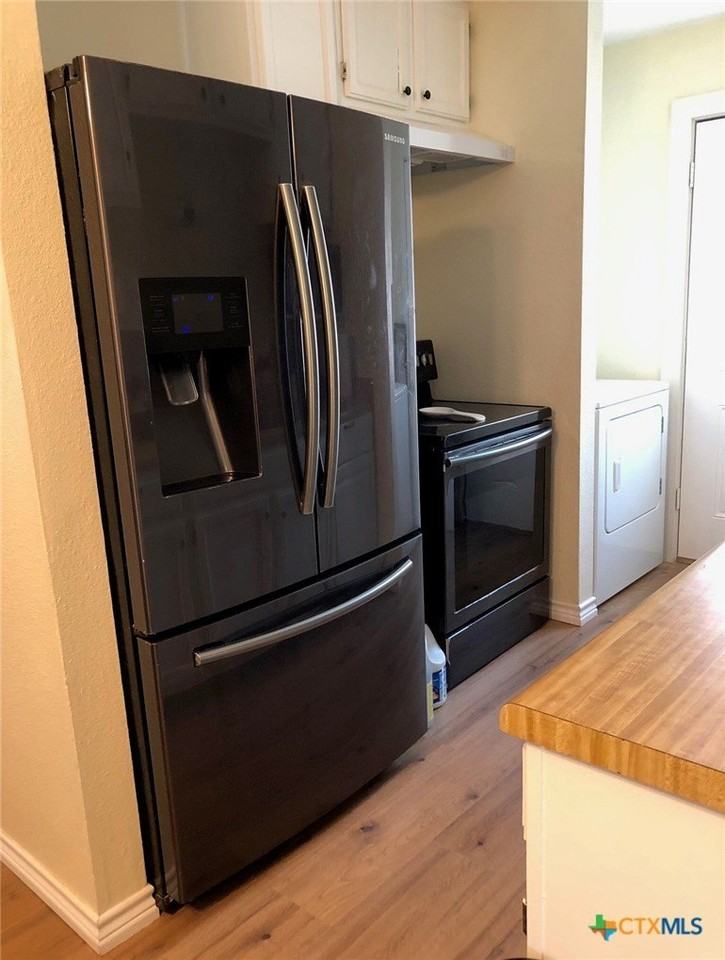 4102 Dakota Sun - Photo 2 of 9