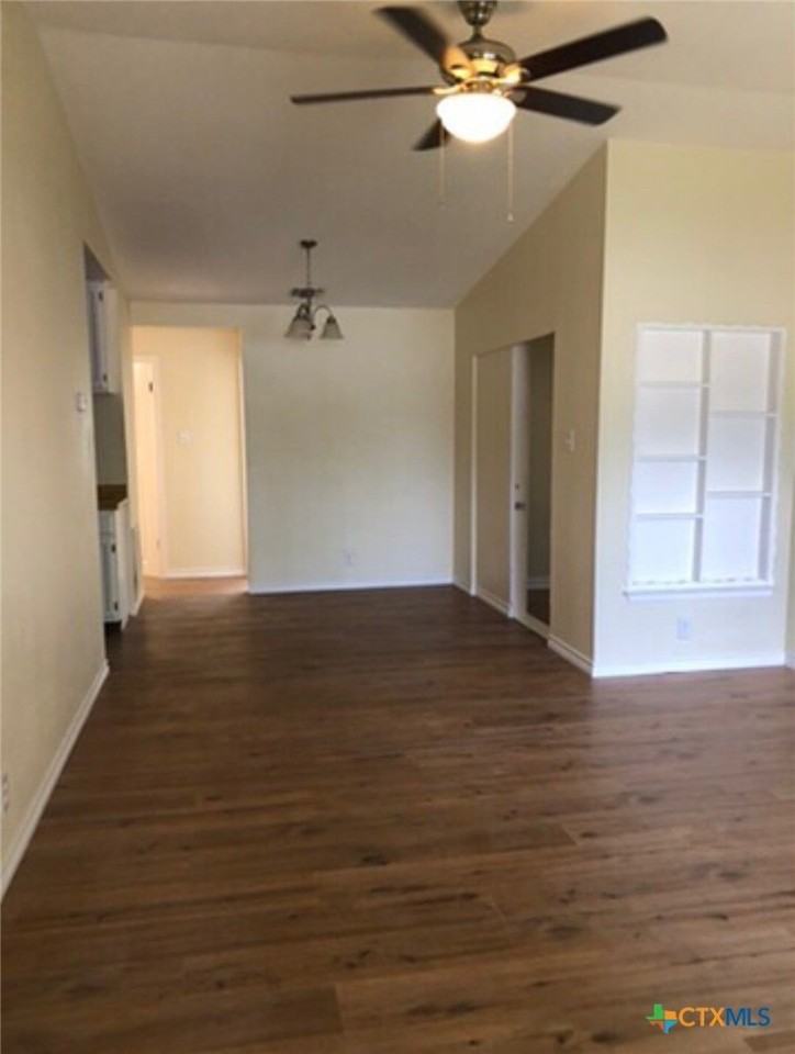 4102 Dakota Sun - Photo 3 of 9