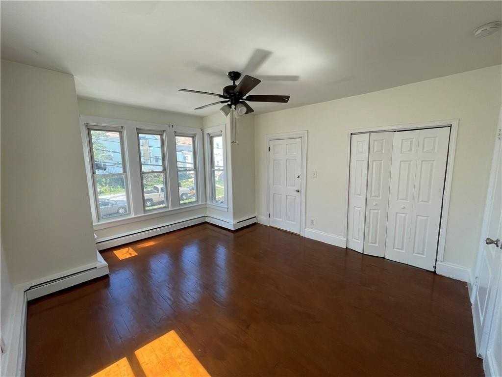 124 East St #2 - Photo 3 of 10