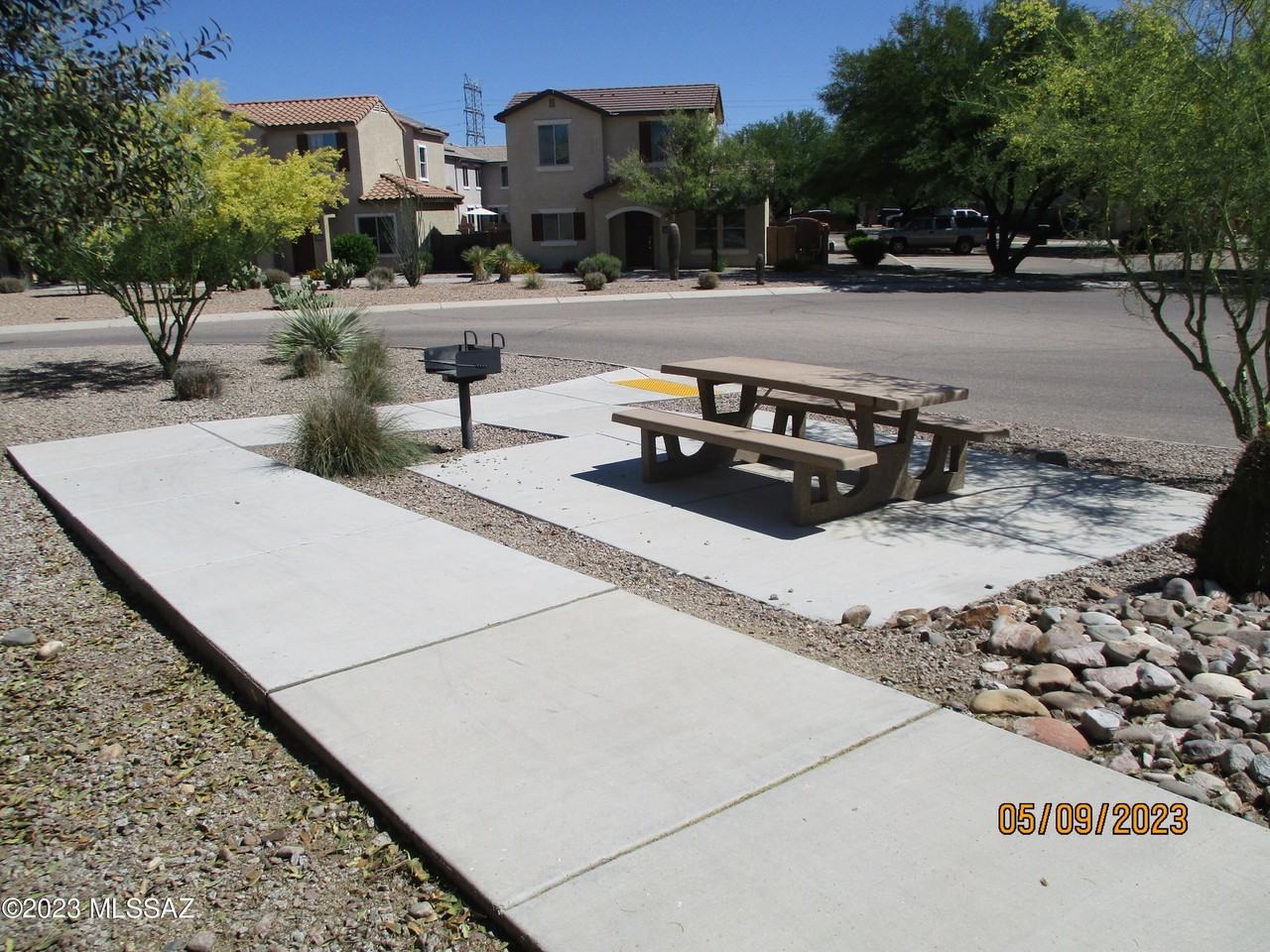 10981 E Gray Mare Trl - Photo 3 of 31