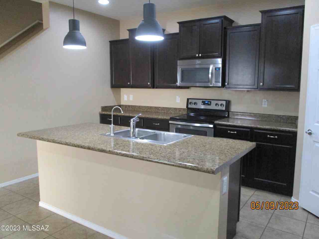 10981 E Gray Mare Trl - Photo 4 of 31