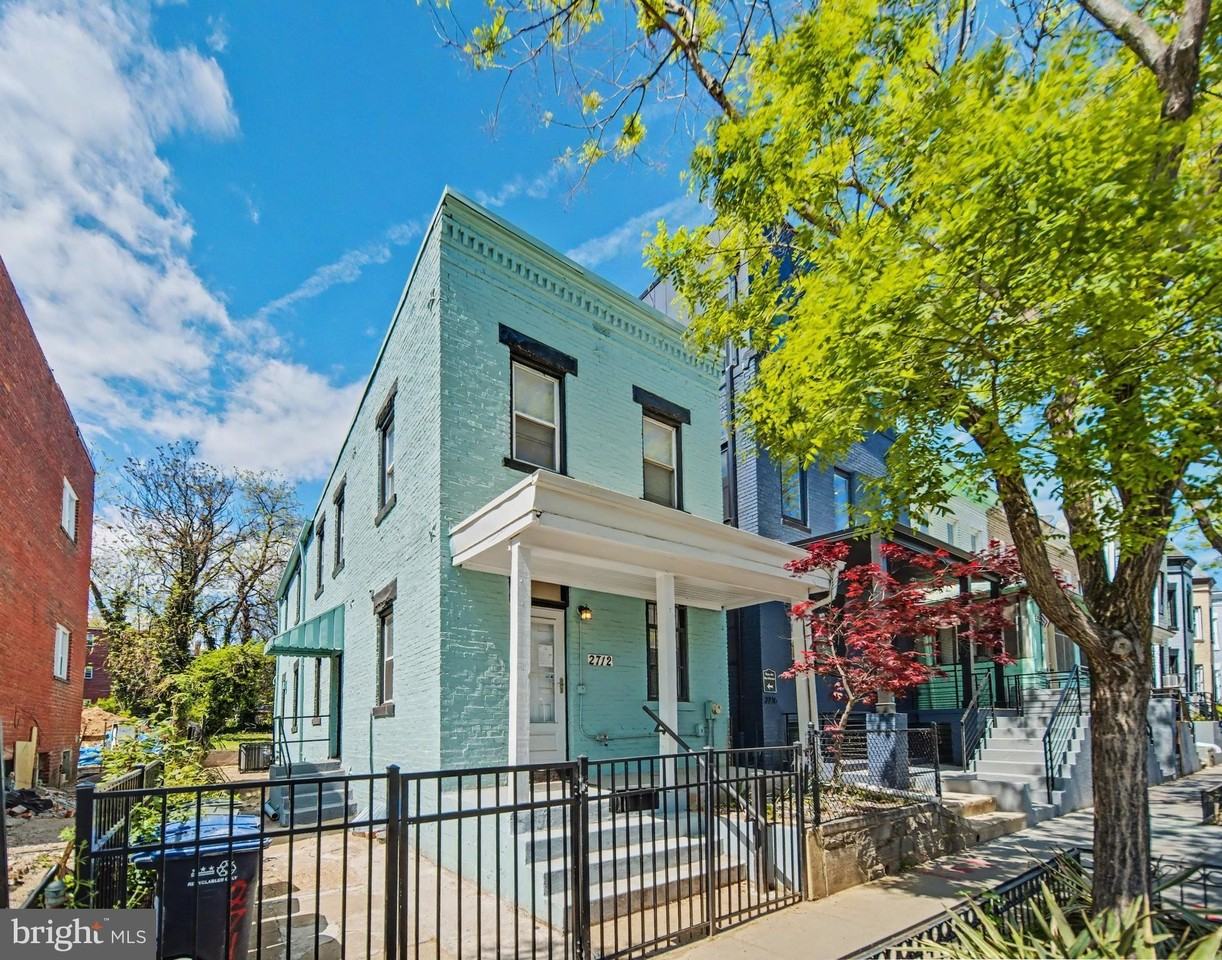 2712 Sherman Ave Nw