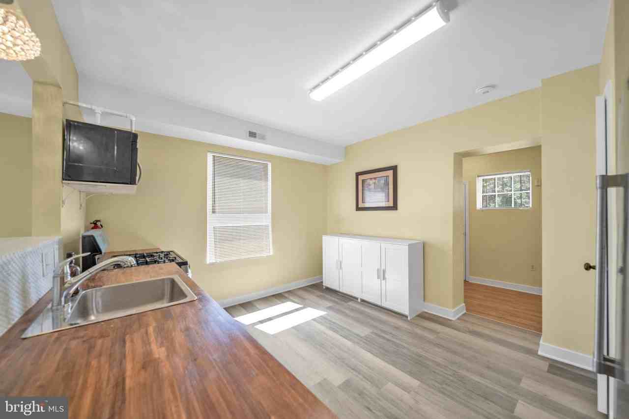 2712 Sherman Ave Nw - Photo 5 of 31