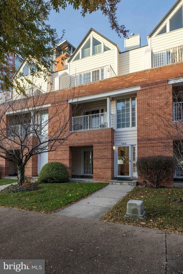 156 Christina Landing Dr - Photo 5 of 42