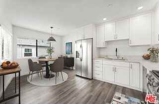 1264 9th St #C - Photo 3 of 8