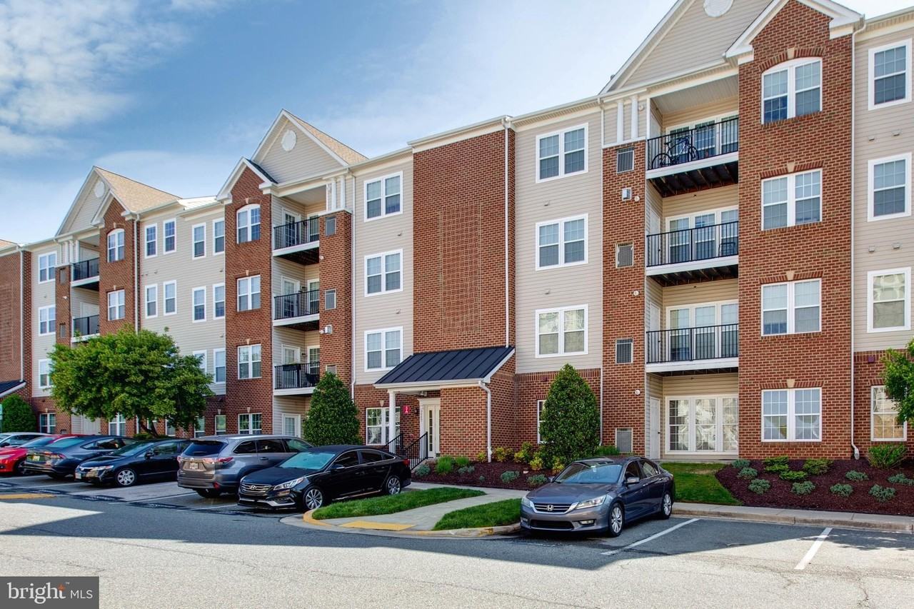 7557 Stoney Run Dr #101 - Photo 2 of 26