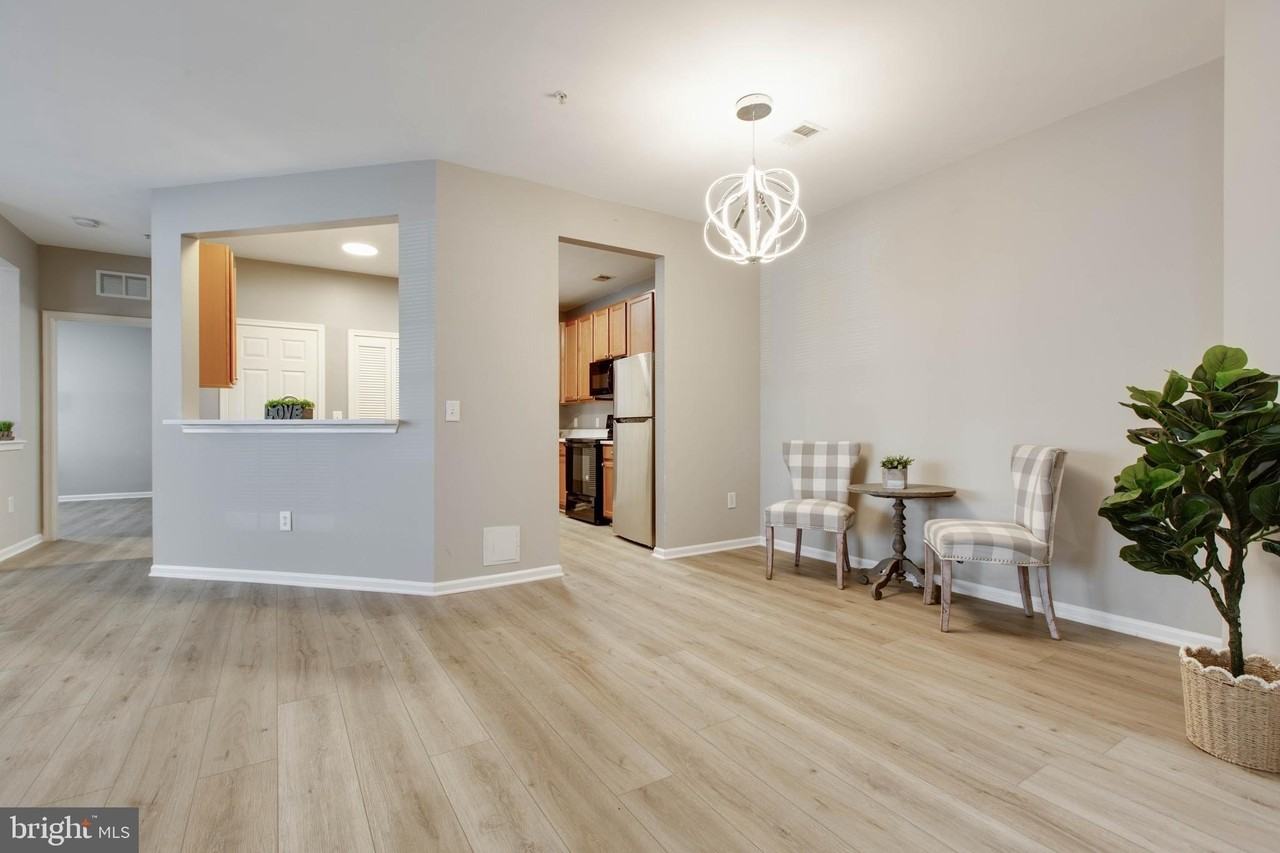 7557 Stoney Run Dr #101 - Photo 7 of 26