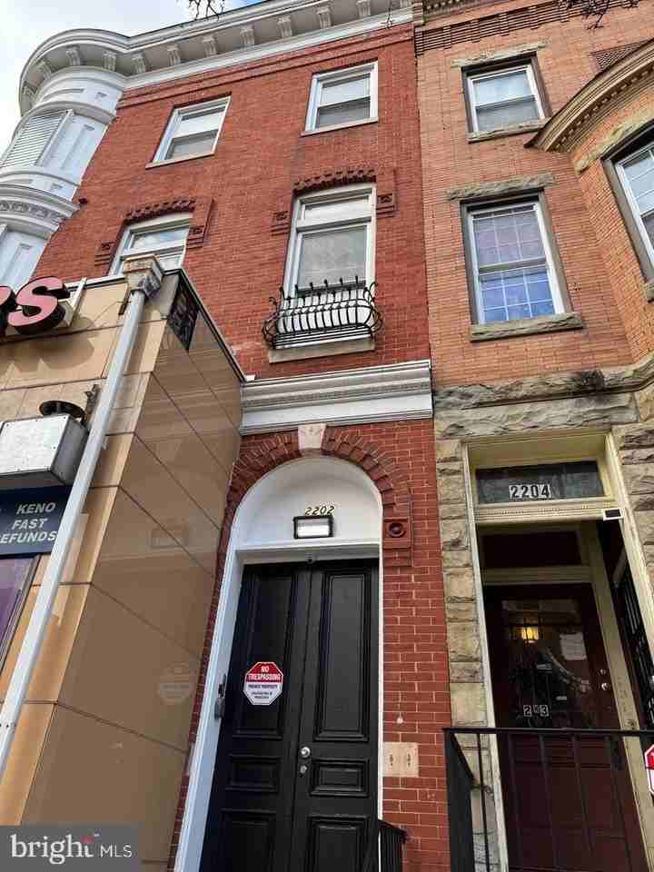 2202 N Charles St #3F