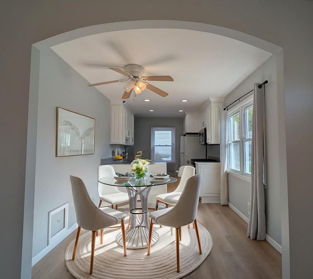 605 Shirley Manor Rd - Photo 6 of 26