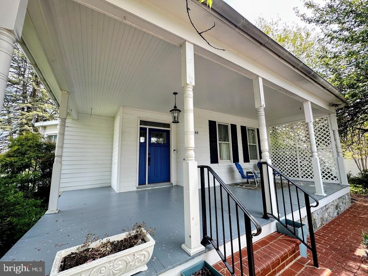 44 Fulton Ave - Photo 3 of 35