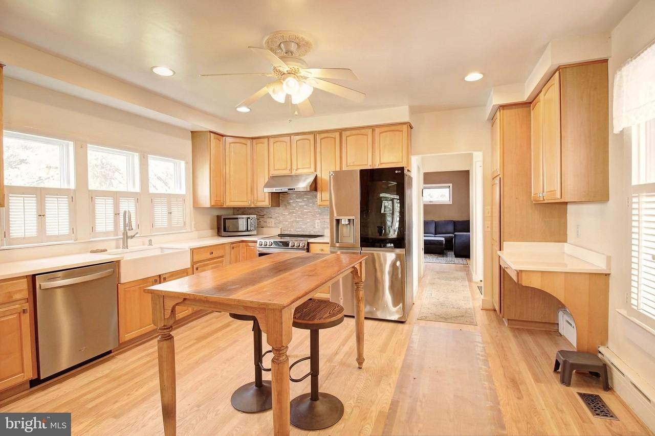 44 Fulton Ave - Photo 4 of 35