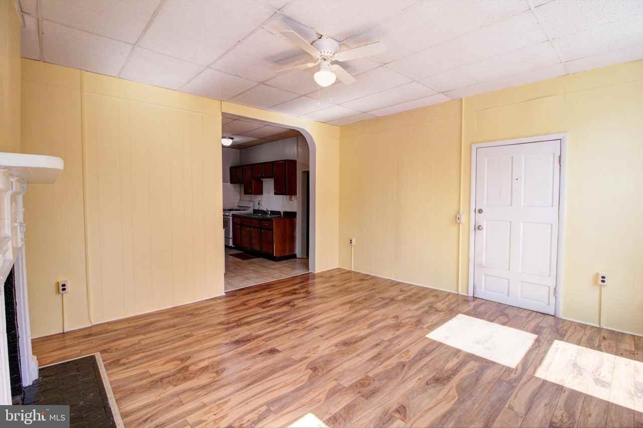 604 W Main St #1 - Photo 3 of 7