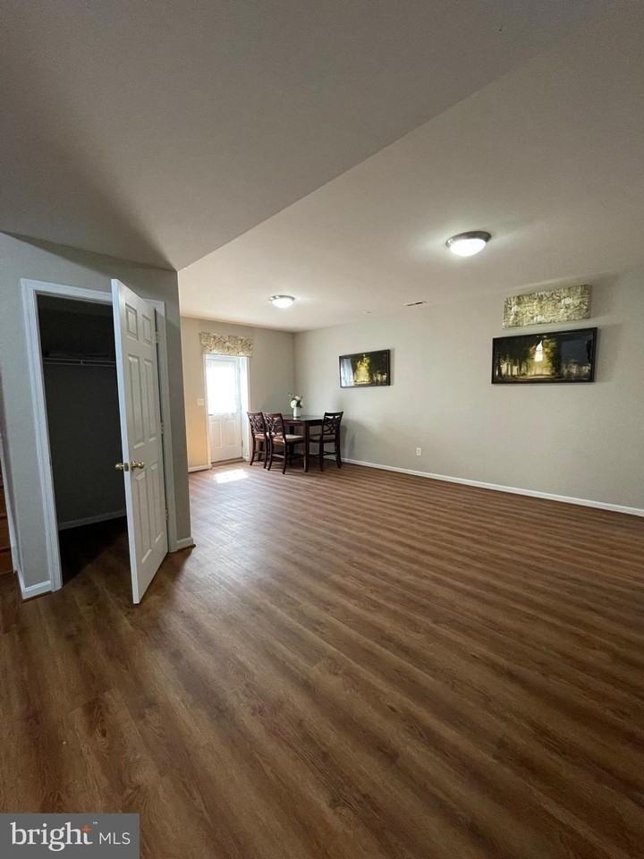 6042 Joseph Scott Dr - Photo 4 of 6