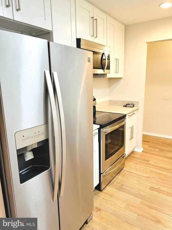 7917 Coriander Dr #202 - Photo 4 of 15