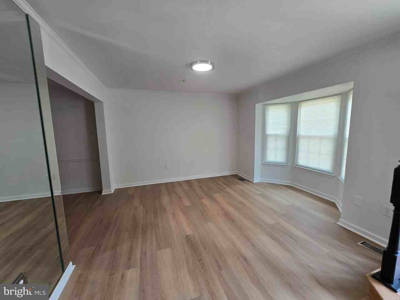 8839 Ritchboro Rd - Photo 2 of 12