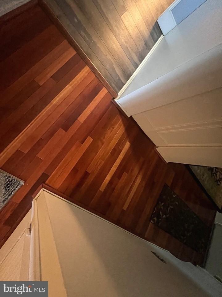 3360 Huntley Square Dr #B1 - Photo 4 of 22