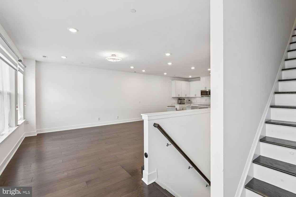 259 Aaron Truehart Way - Photo 4 of 18