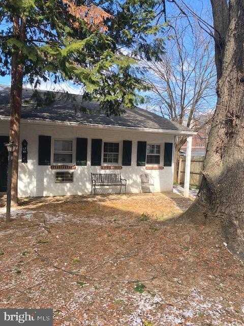 413 W Miner St #14 - Photo 2 of 11