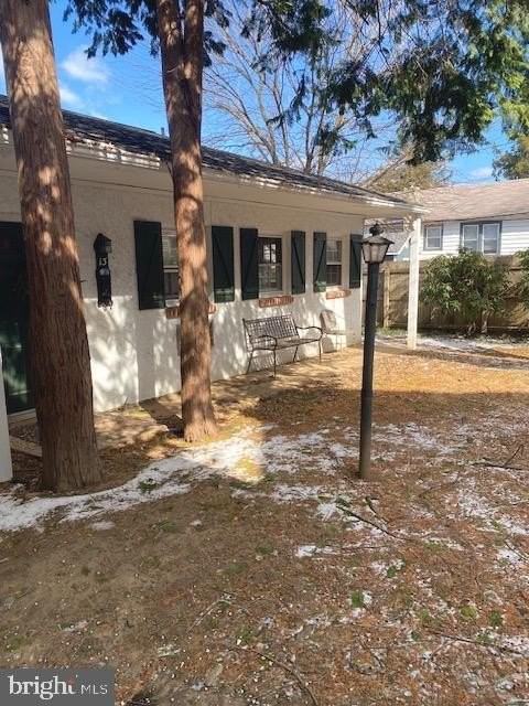 413 W Miner St #14 - Photo 3 of 11