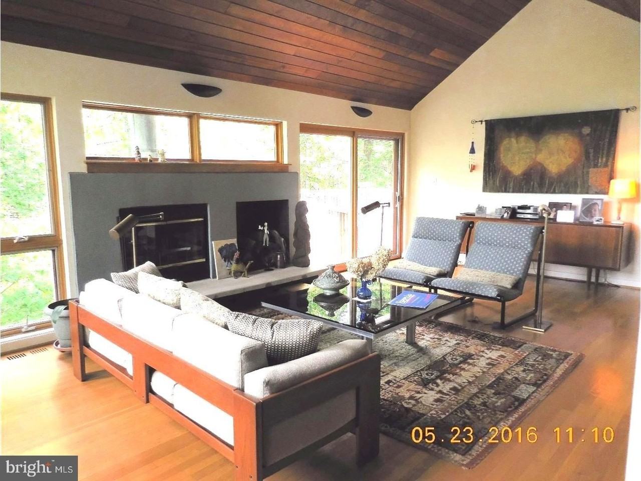 8 Azalea Ln - Photo 4 of 32