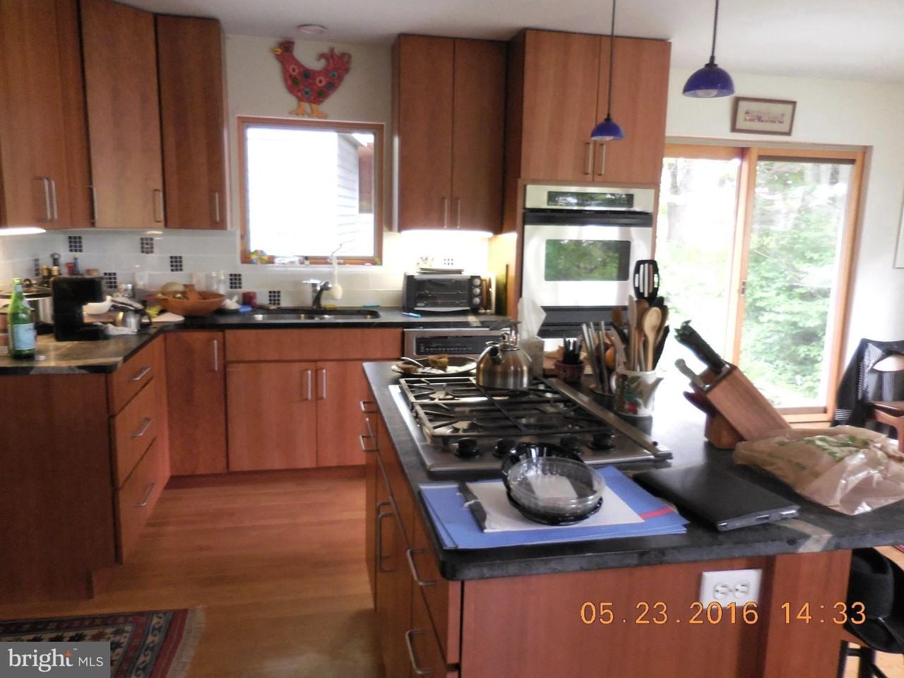 8 Azalea Ln - Photo 5 of 32