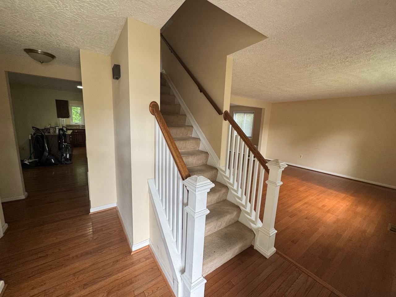 7221 Bonniemill Ln - Photo 2 of 40