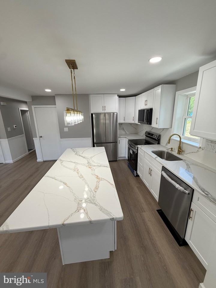 1300 Kirks Ln - Photo 5 of 29