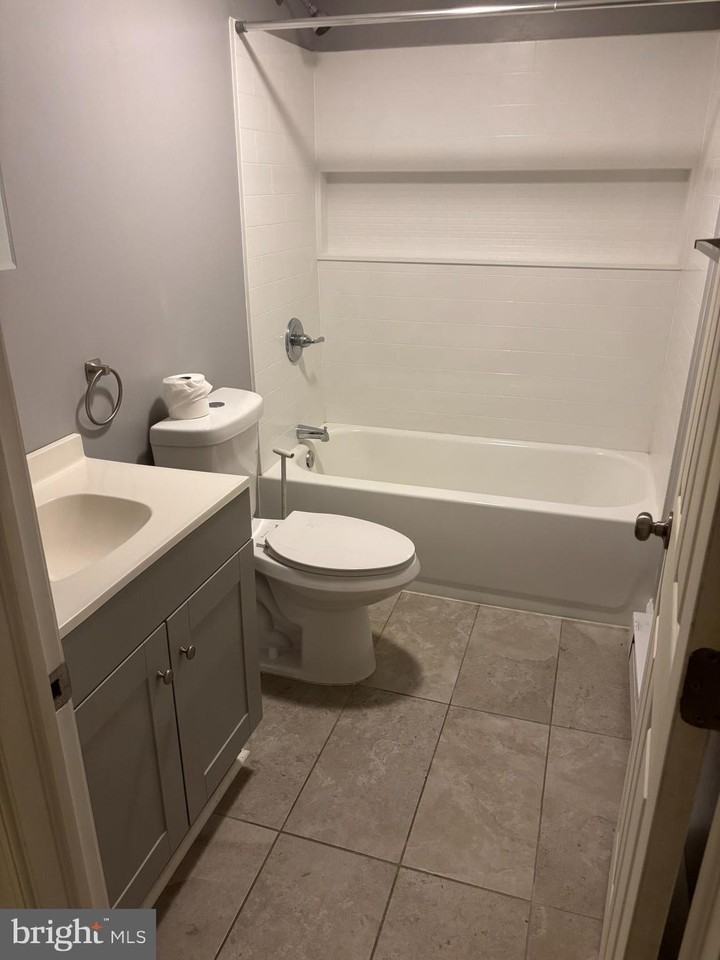 2435 Welsh Dr - Photo 6 of 11