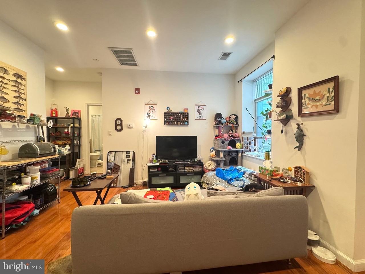 1800 Ridge Ave Apt 8 #12 - Photo 3 of 24