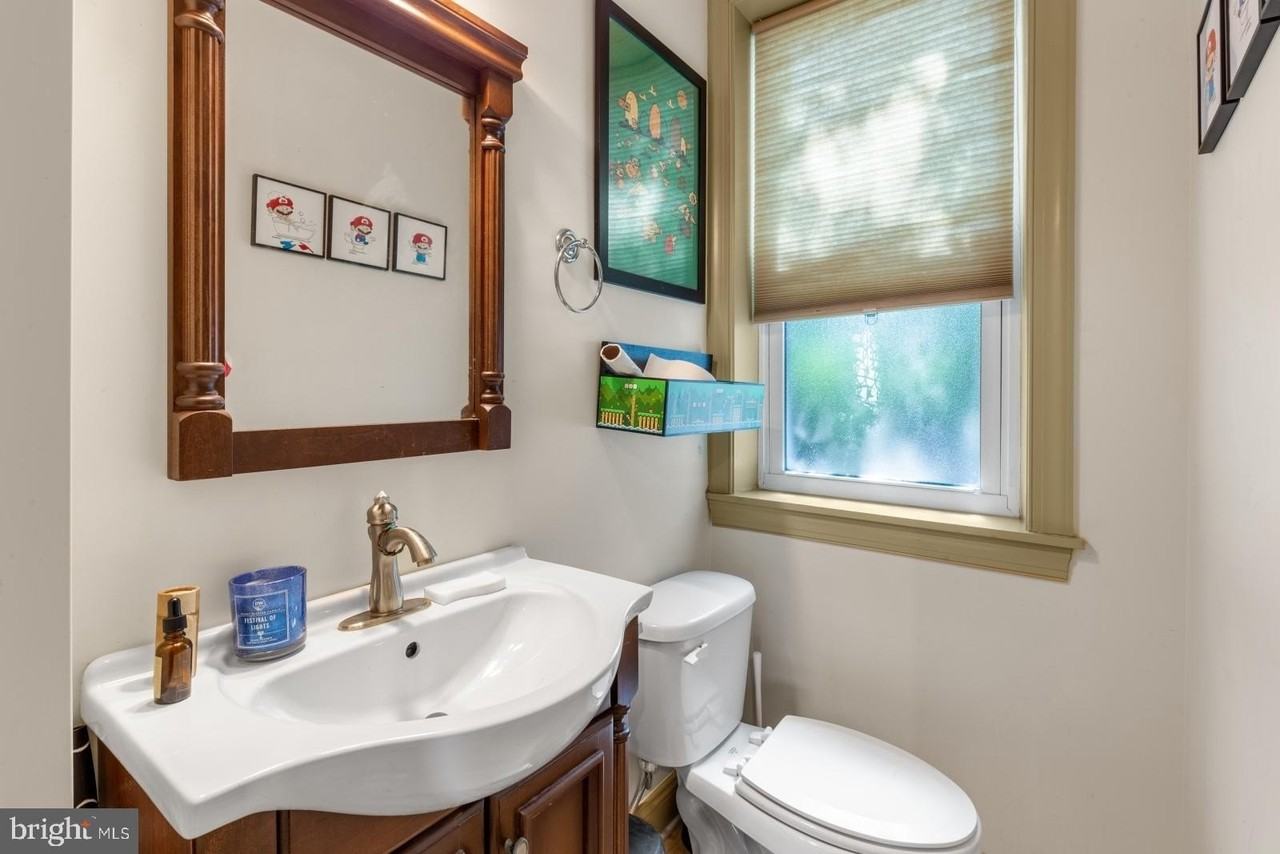 139 Davis St - Photo 6 of 22